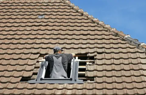 Pose de velux - Saint-Pantaléon de Larche